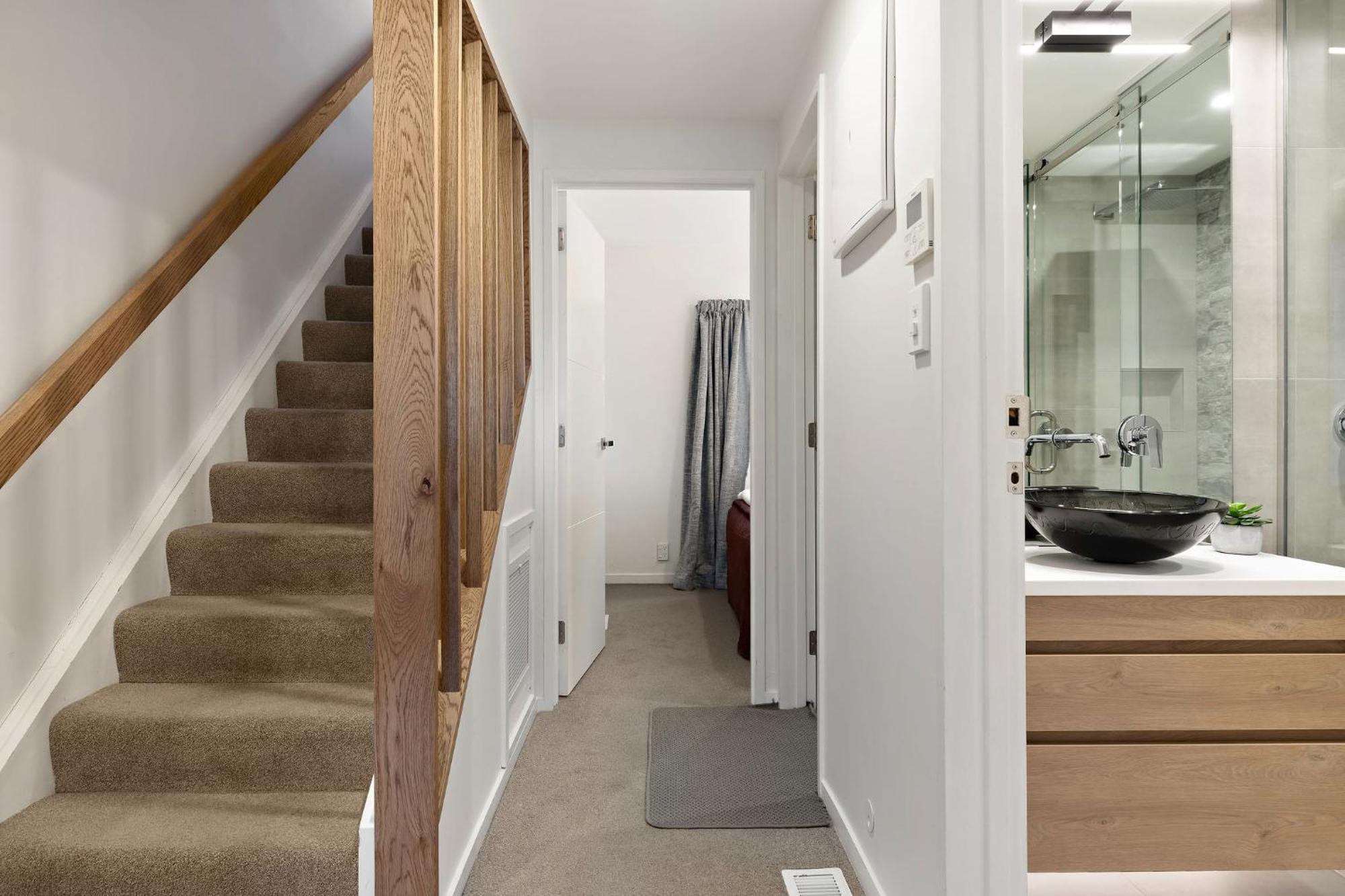 Distinctive Alpine Meadows Apartment Queenstown Room photo