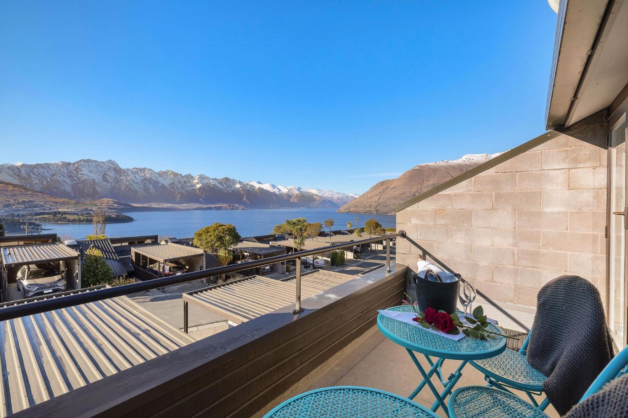Distinctive Alpine Meadows Apartment Queenstown Room photo