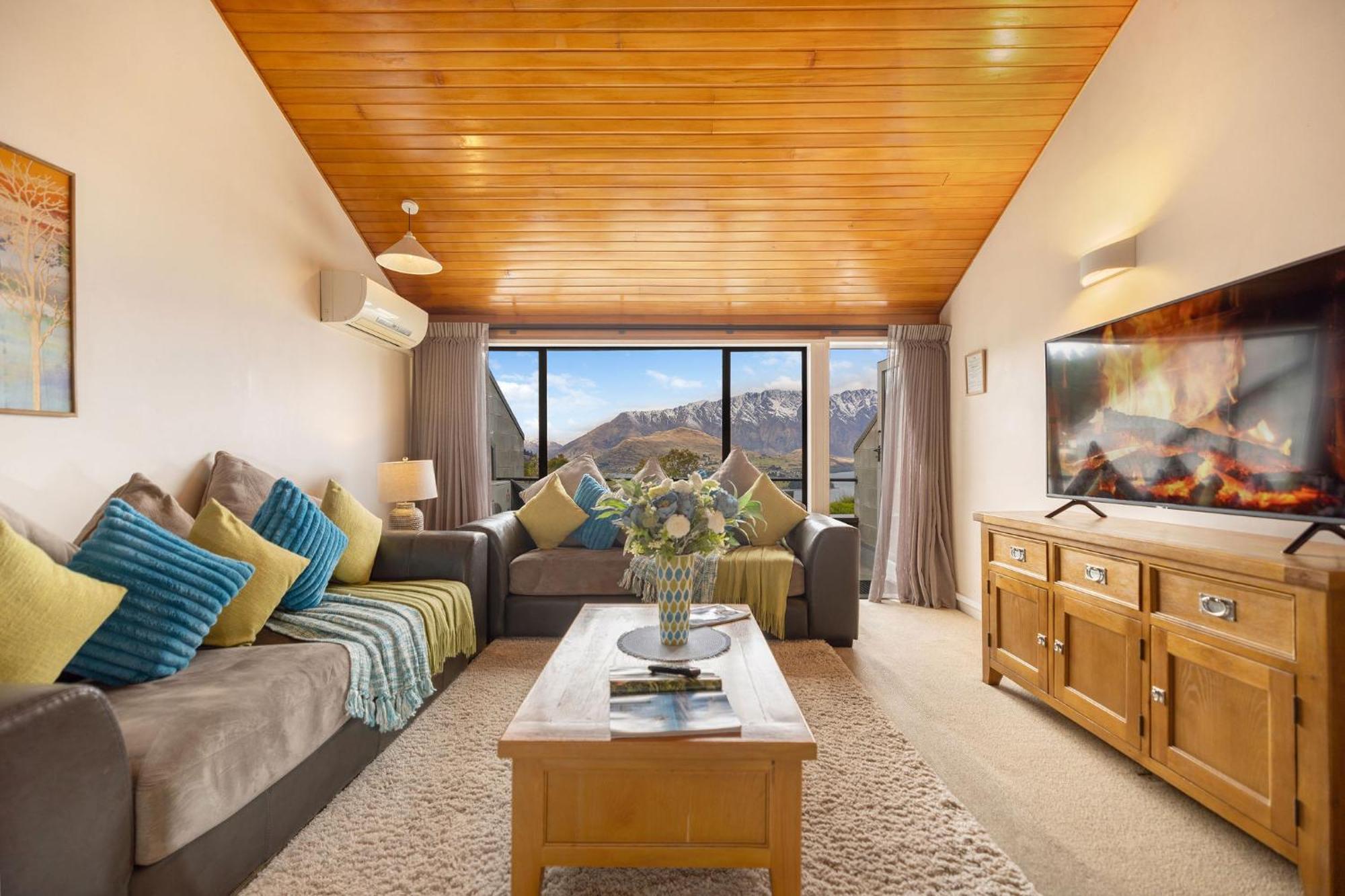 Distinctive Alpine Meadows Apartment Queenstown Room photo