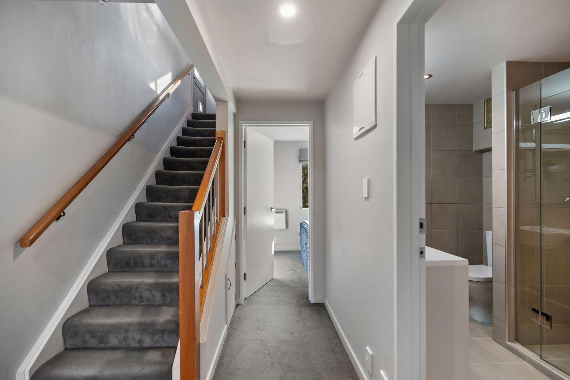 Distinctive Alpine Meadows Apartment Queenstown Exterior photo